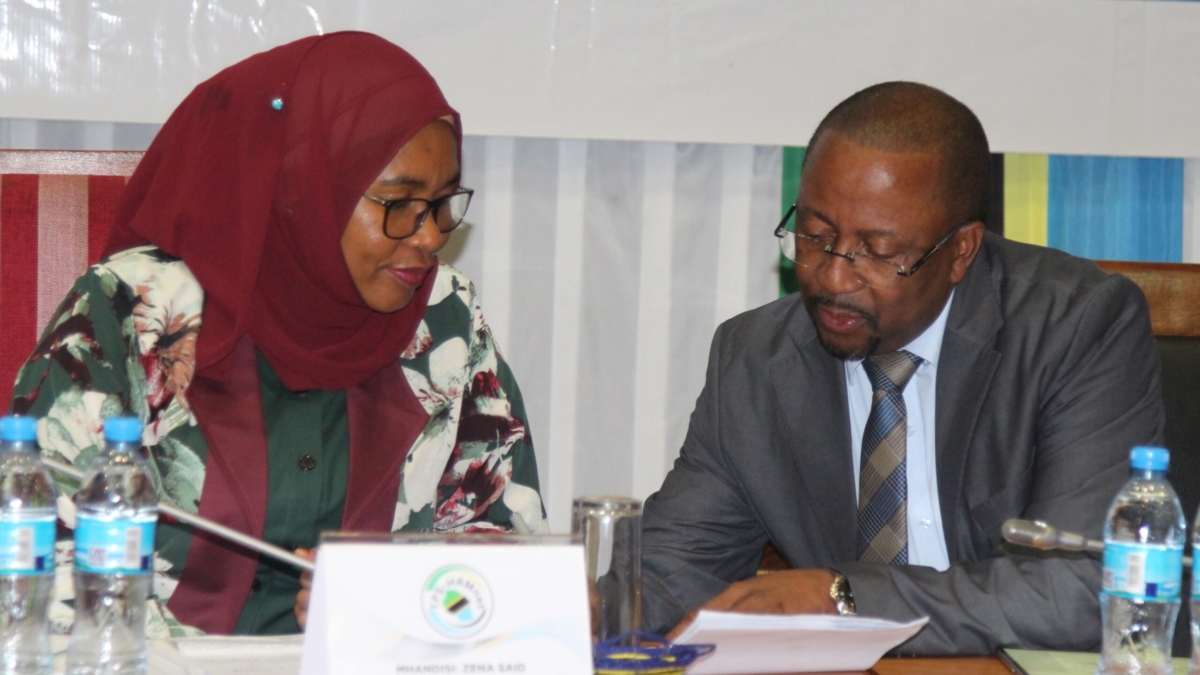 Chief Secretary of the Zanzibar Revolutionary Government Eng. Zena Ahmed Said, shares a point with the APS-HRMnet President Mr. Xavier M. Daudi on TPS-HRMnet inauguration event held at Arusha International Conference Centre in Arusha Tanzania on 6th May, 2024.